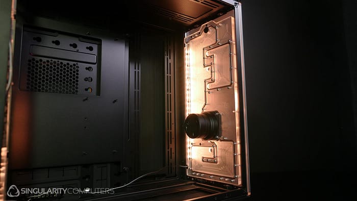 Lian Li PC-O11 XL EVO Front D5 Reservoir Distribution Plate - Image 9